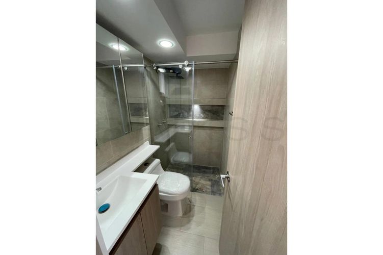 Apartamento de 1 alcoba en venta en La Granja Norte, Bogotá, 35 m² · foto 8 de 11