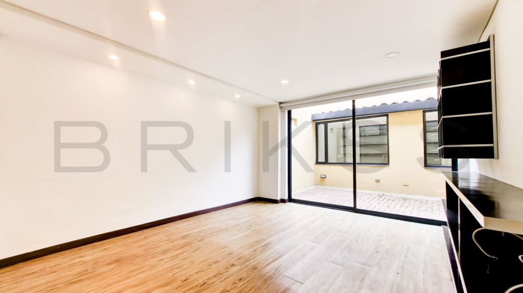 Casa en venta en Santa Ana, Bogotá · foto 4 de 24