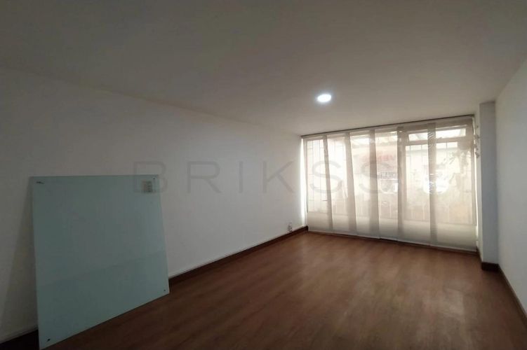 Casa en venta en Polo Club, Bogotá · foto 8 de 24