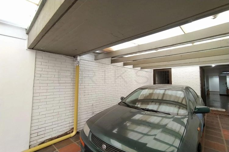 Casa en venta en Polo Club, Bogotá · foto 12 de 24