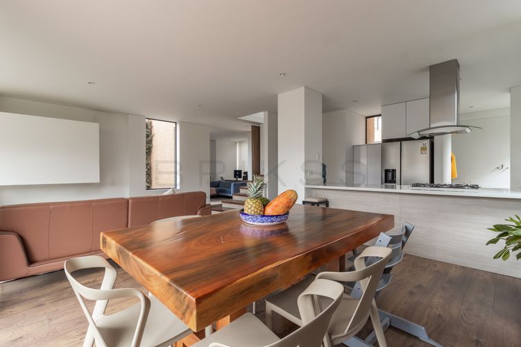Casa de 3 alcobas en venta en Los Robles, Cajicá, 173 m² · foto 2 de 24