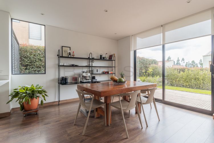Casa de 3 alcobas en venta en Los Robles, Cajicá, 173 m² · foto 3 de 24