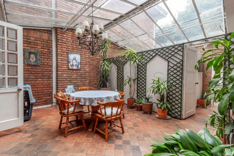 Casa de 4 alcobas en venta en El Nogal, Bogotá, 476 m² · foto 6 de 23