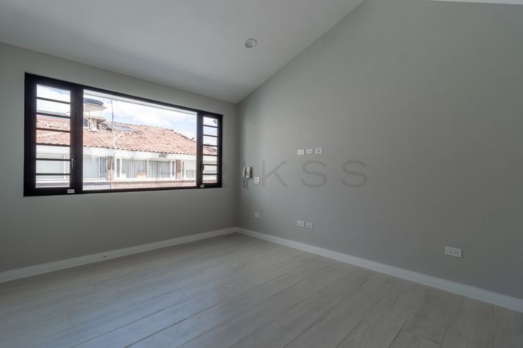 Casa de 4 alcobas en venta en Niza Norte, Bogotá, 224 m² · foto 10 de 24