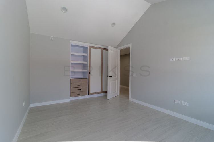 Casa de 4 alcobas en venta en Niza Norte, Bogotá, 224 m² · foto 11 de 24