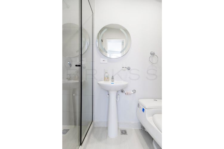 Casa de 4 alcobas en venta en Niza Norte, Bogotá, 224 m² · foto 22 de 24