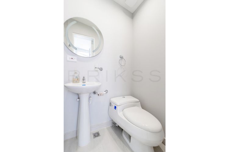 Casa de 4 alcobas en venta en Niza Norte, Bogotá, 224 m² · foto 23 de 24