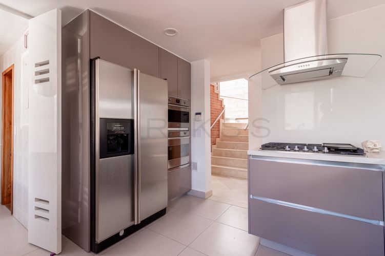 Apartamento de 4 alcobas en venta en Los Cedros, Bogotá, 192 m² · foto 5 de 24