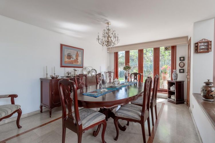 Casa de 4 alcobas en venta en San Jose De Bavaria, Bogotá, 236 m² · foto 4 de 23