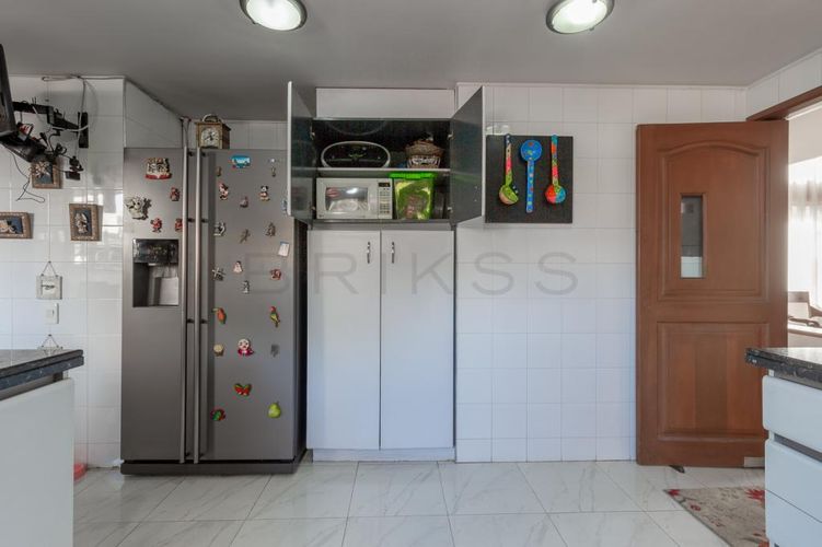 Casa de 4 alcobas en venta en San Jose De Bavaria, Bogotá, 236 m² · foto 8 de 23