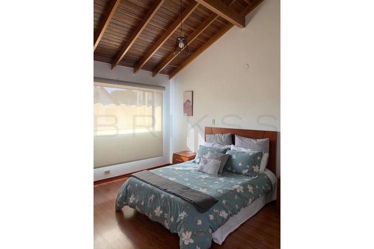 Casa de 5 alcobas en venta en El Campin, Chía, 240 m² · foto 8 de 24