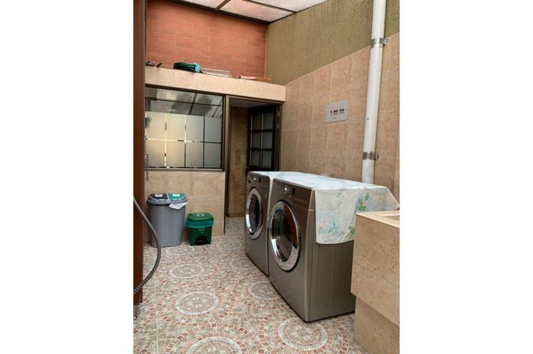 Casa de 5 alcobas en venta en El Campin, Chía, 240 m² · foto 9 de 24