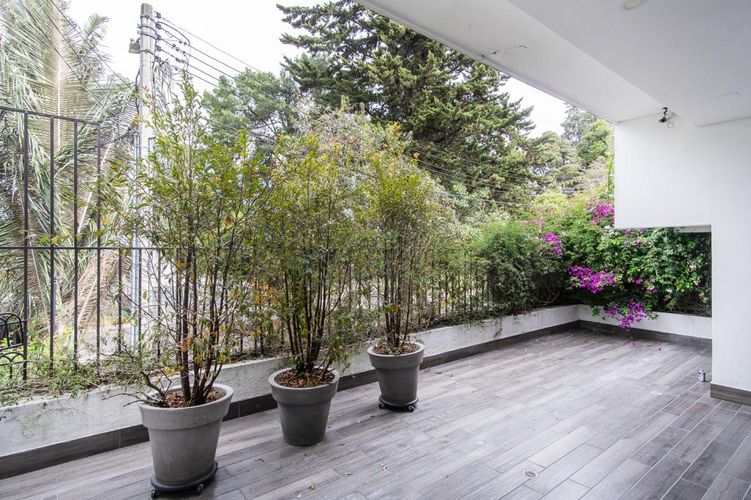 Casa de 3 alcobas en venta en Santa Ana Oriental, Bogotá, 578 m² · foto 3 de 24