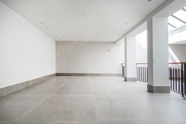 Casa de 3 alcobas en venta en Santa Ana Oriental, Bogotá, 578 m² · foto 4 de 24