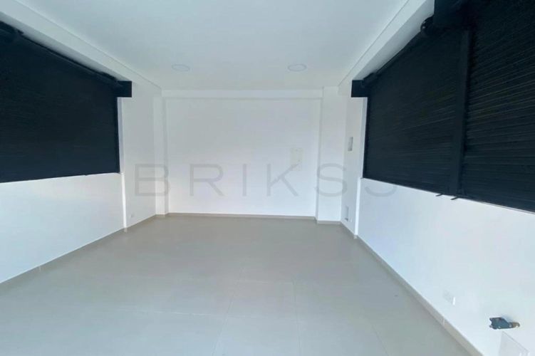 Local en venta en Centro, Cajicá, 58 m² · foto 3 de 4