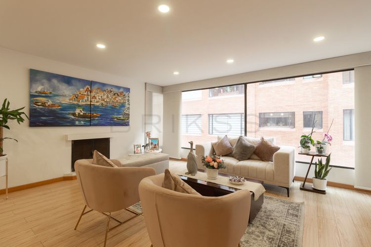 Apartamento en venta en Chico Norte, Bogotá · foto 3 de 15