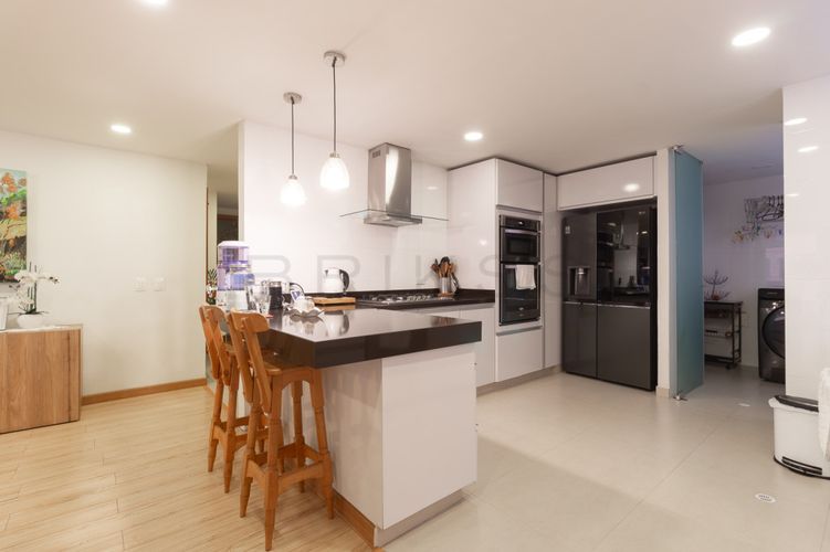 Apartamento en venta en Chico Norte, Bogotá · foto 4 de 15