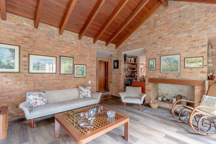 Finca en venta en Fagua, Chía, 400 m² · foto 2 de 24