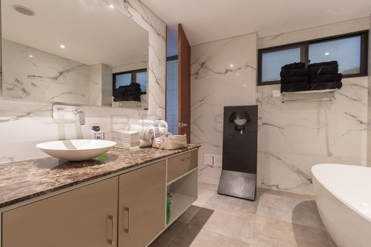 Casa de 4 alcobas en venta en Santa Ana Oriental, Bogotá, 877 m² · foto 14 de 24