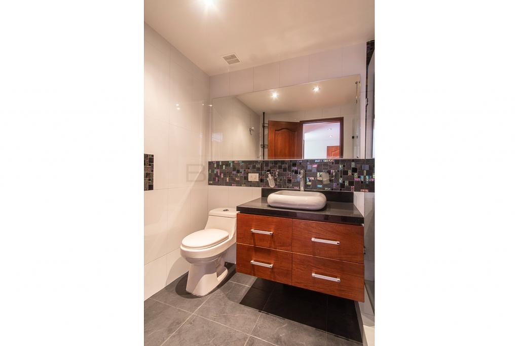 Apartamento en venta en Chicó Navarra, Bogotá · foto 15 de 24