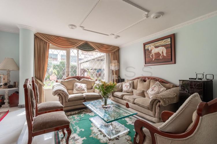 Casa de 4 alcobas en venta en Niza Norte, Bogotá, 386 m² · foto 4 de 20
