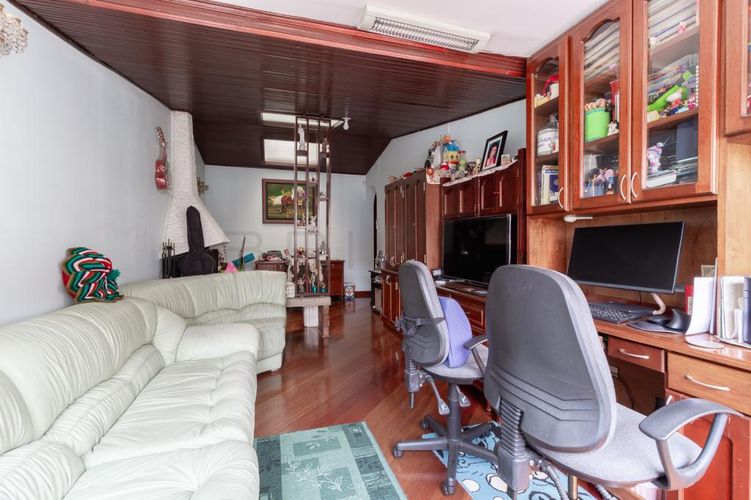 Casa de 4 alcobas en venta en Niza Norte, Bogotá, 386 m² · foto 14 de 20