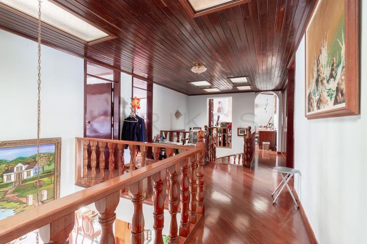 Casa de 4 alcobas en venta en Niza Norte, Bogotá, 386 m² · foto 15 de 20