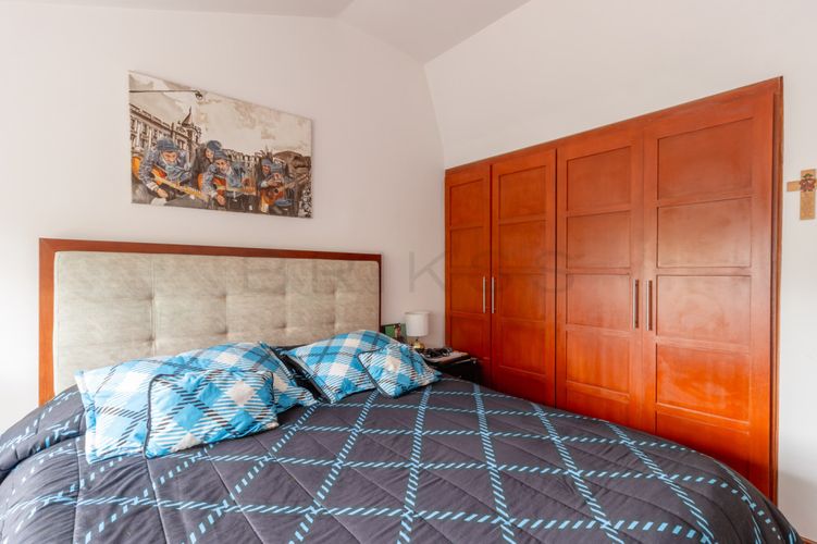 Casa de 5 alcobas en venta en Niza, Bogotá, 454 m² · foto 19 de 24