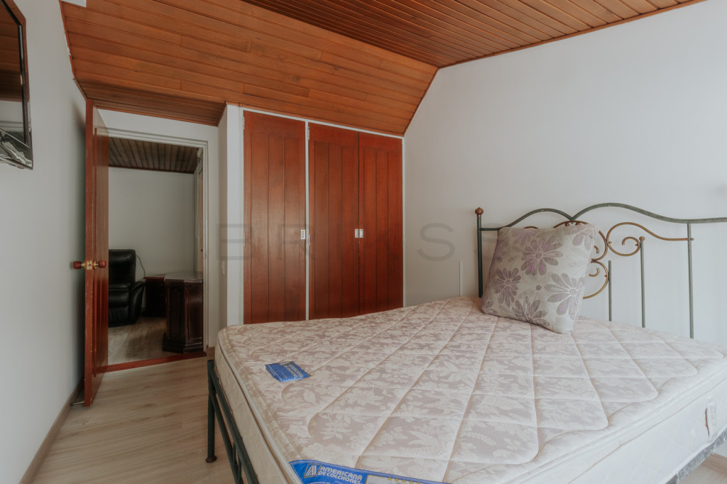 Casa en venta en Niza, Bogotá · foto 9 de 24