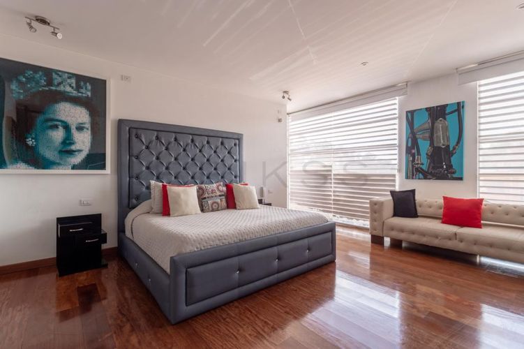 Apartamento de 3 alcobas en venta en Bosque De Pinos, Bogotá, 345 m² · foto 8 de 24