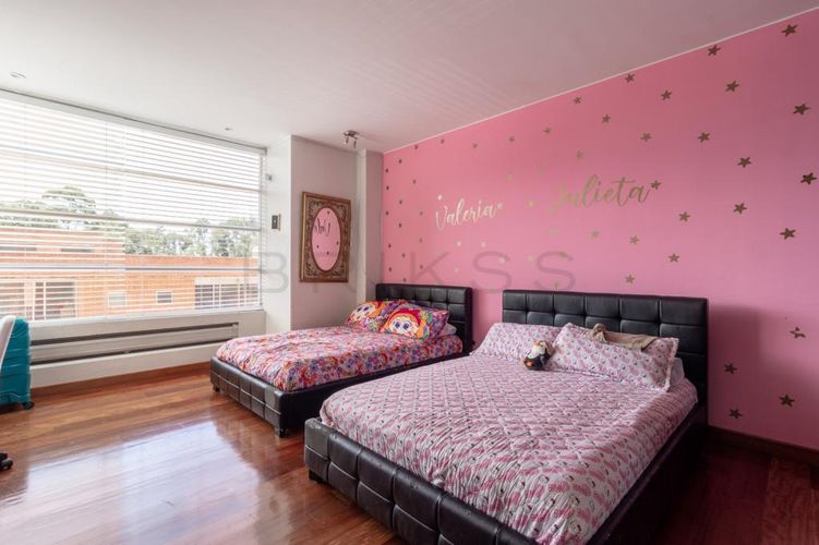 Apartamento de 3 alcobas en venta en Bosque De Pinos, Bogotá, 345 m² · foto 10 de 24