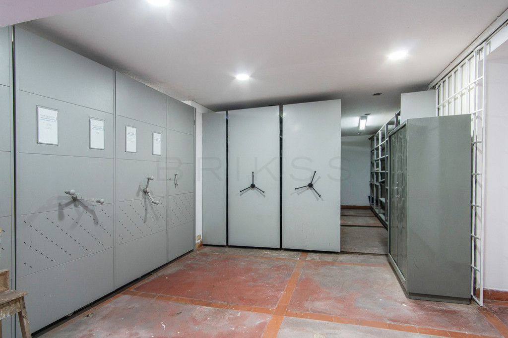Casa en venta en Quinta Camacho, Bogotá · foto 8 de 24