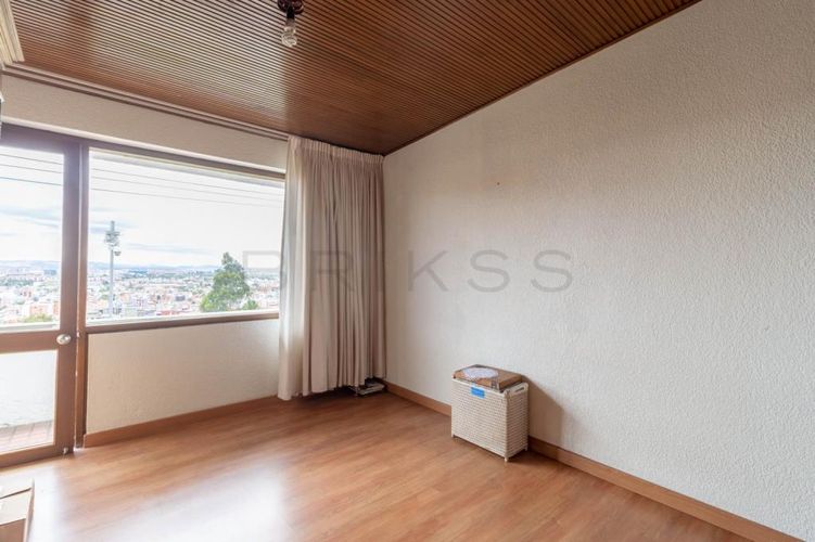 Casa de 3 alcobas en venta en Ingemar, Bogotá, 390 m² · foto 12 de 23