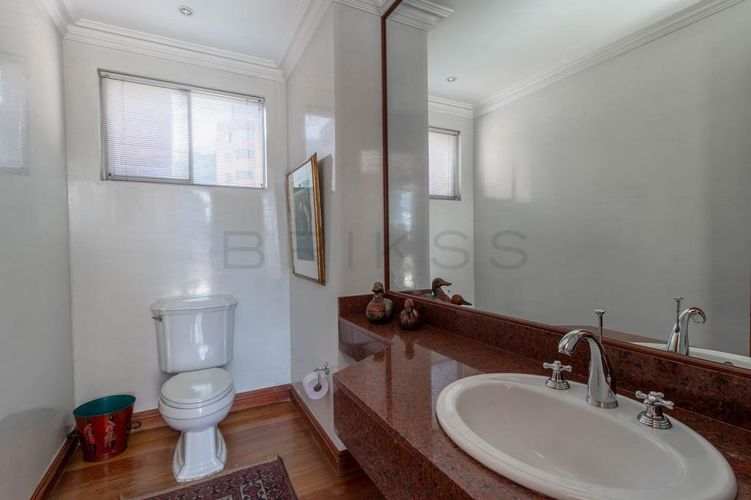 Apartamento de 3 alcobas en venta en Usaquen, Bogotá, 438 m² · foto 21 de 24