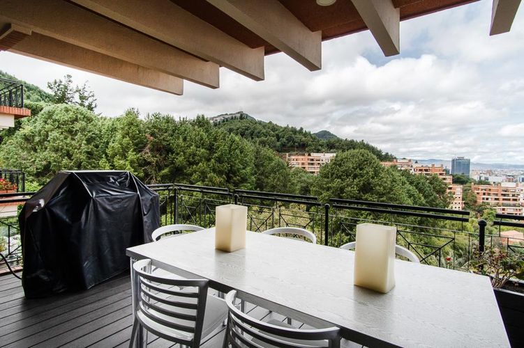 Apartamento de 3 alcobas en venta en Usaquen, Bogotá, 292 m² · foto 2 de 24