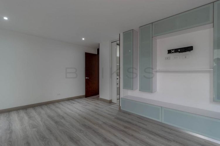Apartamento de 3 alcobas en venta en La Calleja, Bogotá, 170 m² · foto 6 de 20