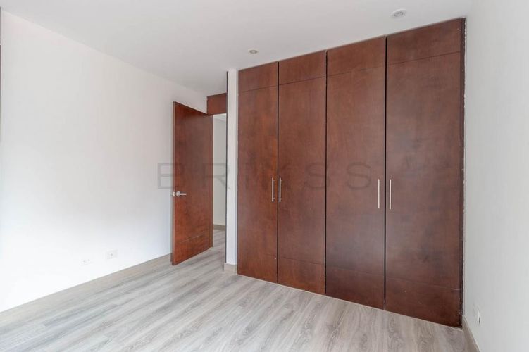 Apartamento de 3 alcobas en venta en La Calleja, Bogotá, 170 m² · foto 9 de 20