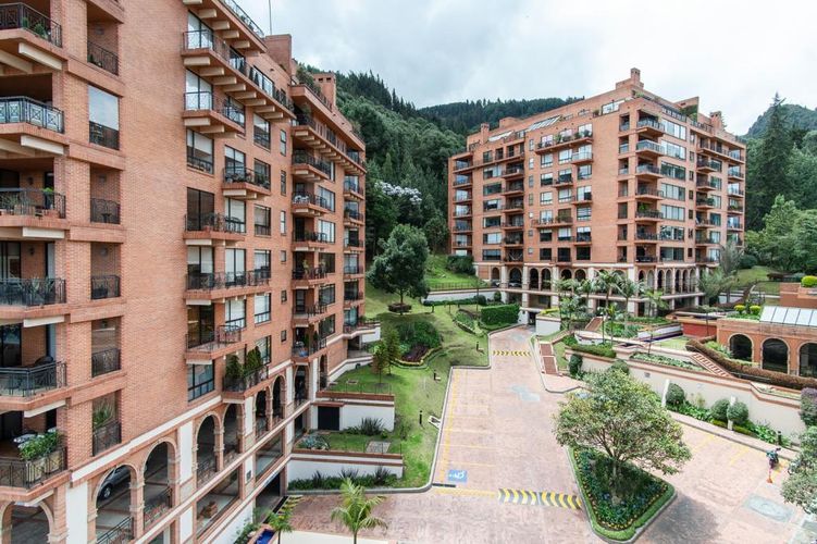 Apartamento de 3 alcobas en venta en Usaquen, Bogotá, 292 m² · foto 19 de 24