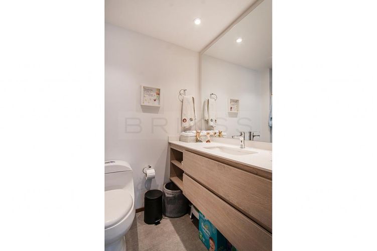 Apartamento de 3 alcobas en venta en Chicó Reservado, Bogotá, 196 m² · foto 13 de 18