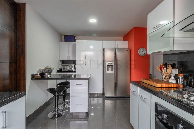Apartamento de 3 alcobas en venta en Bellavista, Bogotá, 255 m² · foto 6 de 18