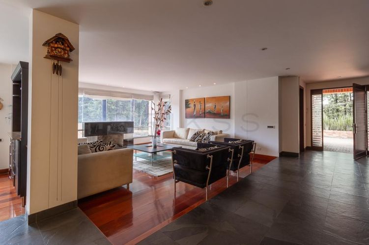 Apartamento de 4 alcobas en venta en Niza Suba, Bogotá, 726 m² · foto 8 de 24