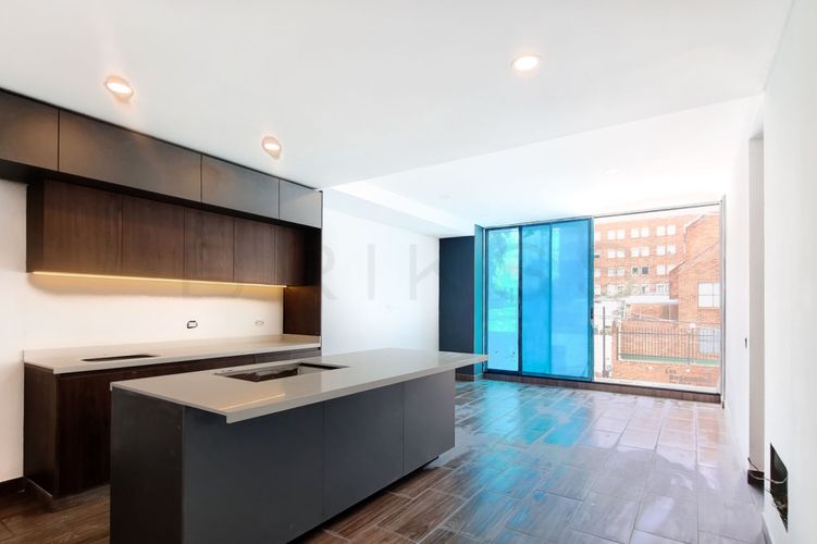 Apartamento de 2 alcobas en venta en Rincon Del Chico, Bogotá, 78 m² · foto 4 de 24