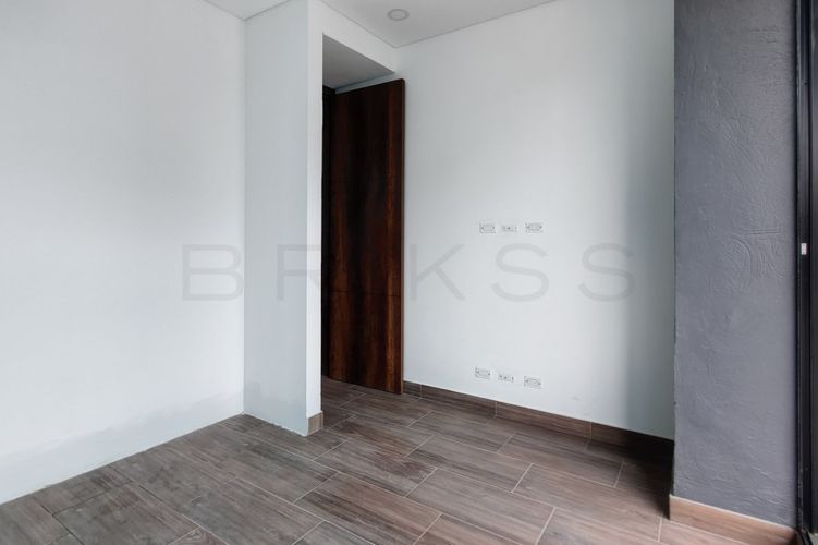Apartamento de 2 alcobas en venta en Rincon Del Chico, Bogotá, 78 m² · foto 20 de 24