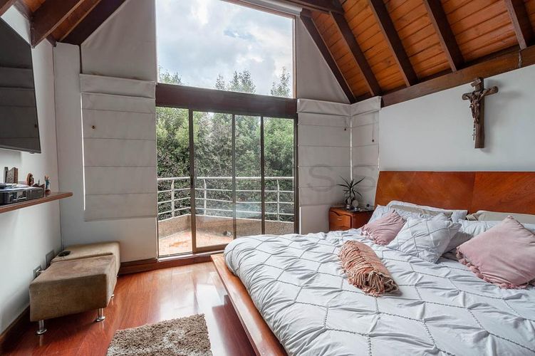 Casa de 3 alcobas en venta en Bosque De Pinos, Bogotá, 290 m² · foto 13 de 24