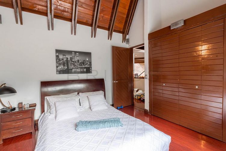 Casa de 3 alcobas en venta en Bosque De Pinos, Bogotá, 290 m² · foto 15 de 24