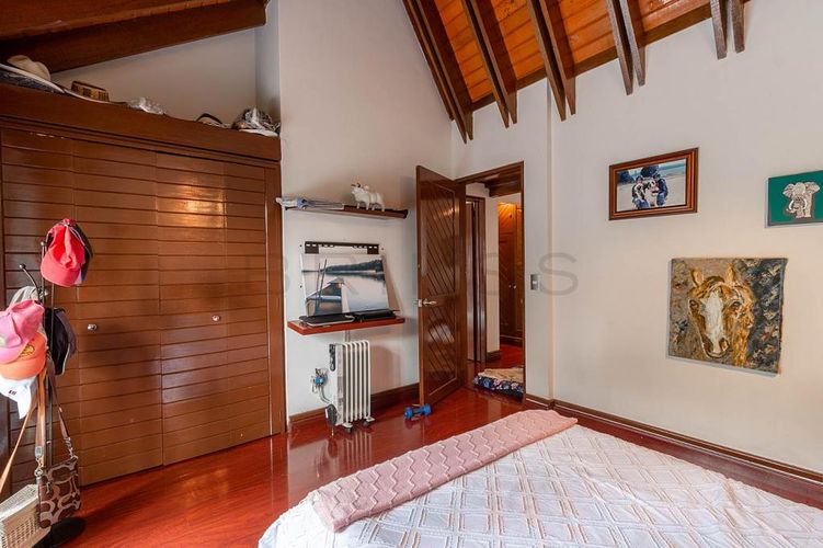 Casa de 3 alcobas en venta en Bosque De Pinos, Bogotá, 290 m² · foto 17 de 24