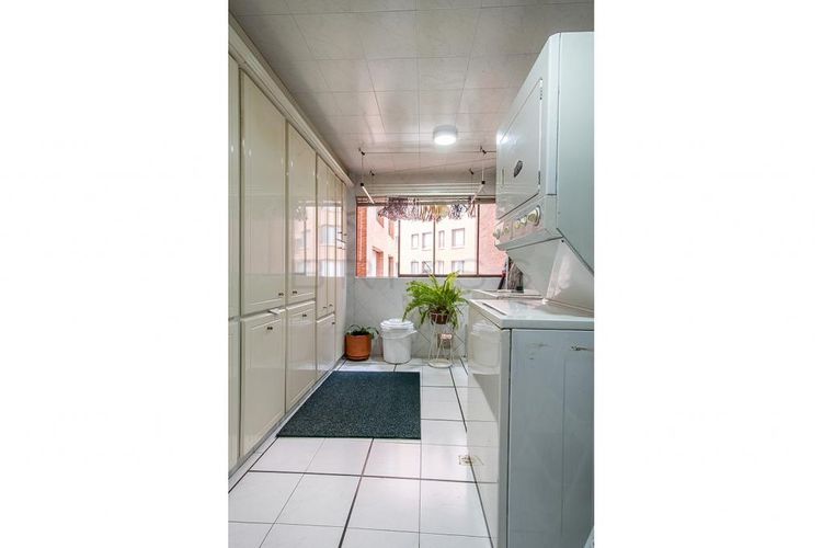 Apartamento de 4 alcobas en venta en La Carolina, Bogotá, 332 m² · foto 10 de 20