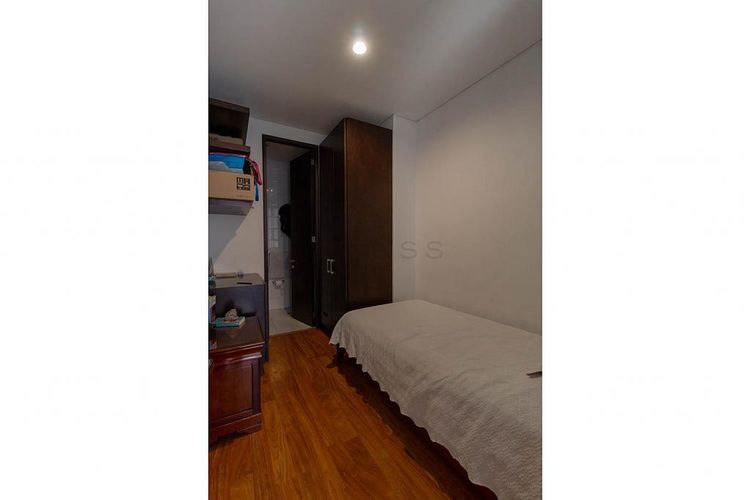 Apartamento de 3 alcobas en venta en Los Rosales, Bogotá, 300 m² · foto 7 de 24