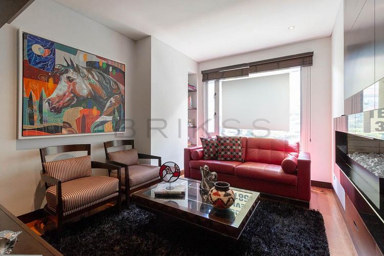 Apartamento de 3 alcobas en venta en Los Rosales, Bogotá, 300 m² · foto 8 de 24