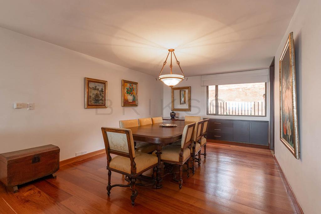 Apartamento en venta en El Refugio, Bogotá · foto 4 de 17